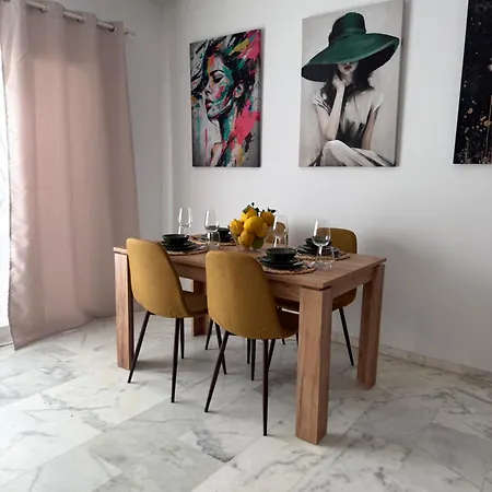 Casa De Palmeras